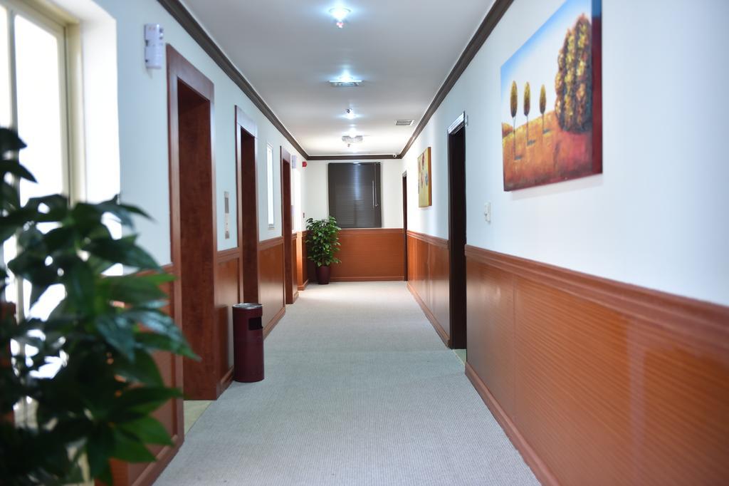 Bravo Royal Hotel Suites Kuwait City Exterior foto