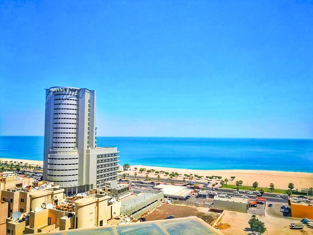 Bravo Royal Hotel Suites Kuwait City Exterior foto